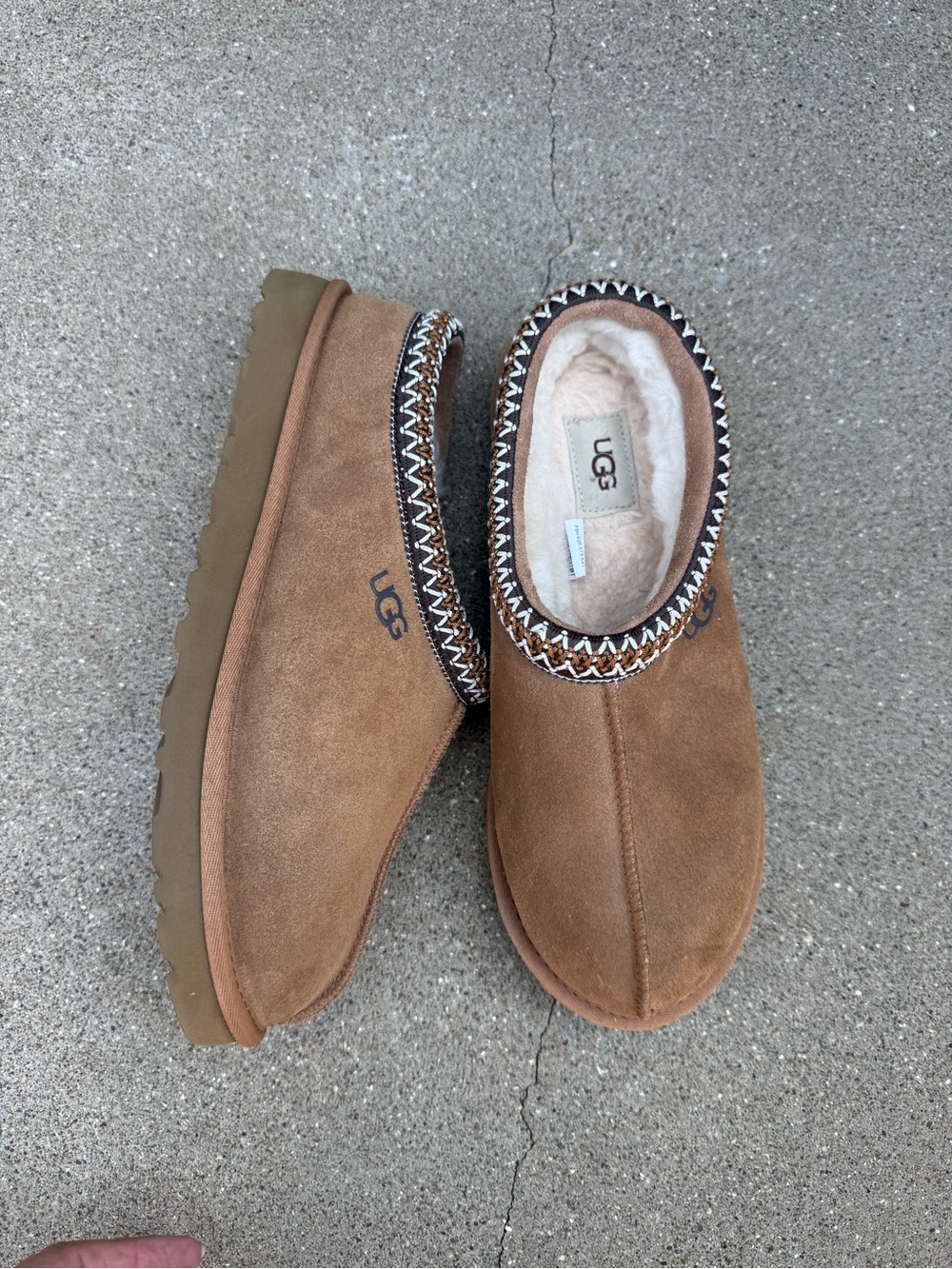 UGG Men's Chestnut Brown Tasman slippers